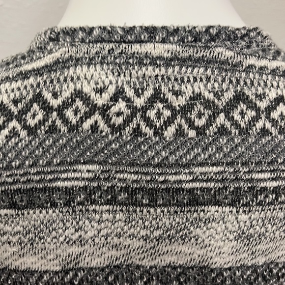 L.O.G.G Gray White Cardigan Sz 10/12 - Picture 4 of 5